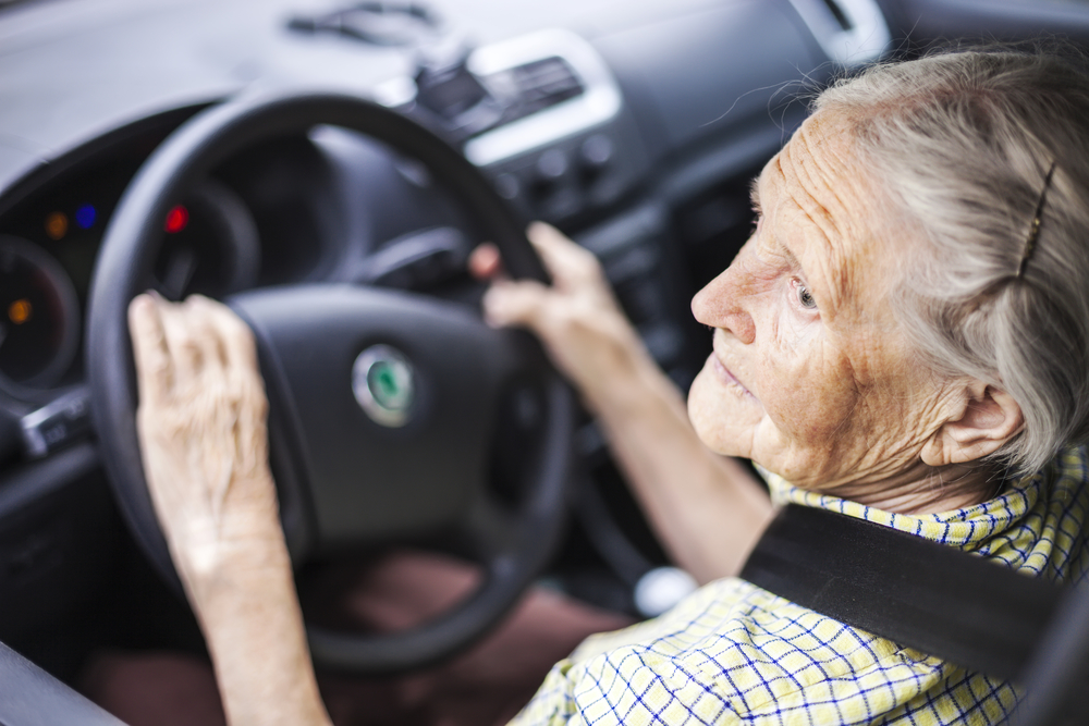 When Should Seniors Stop Driving? 7 Signs It’s Time