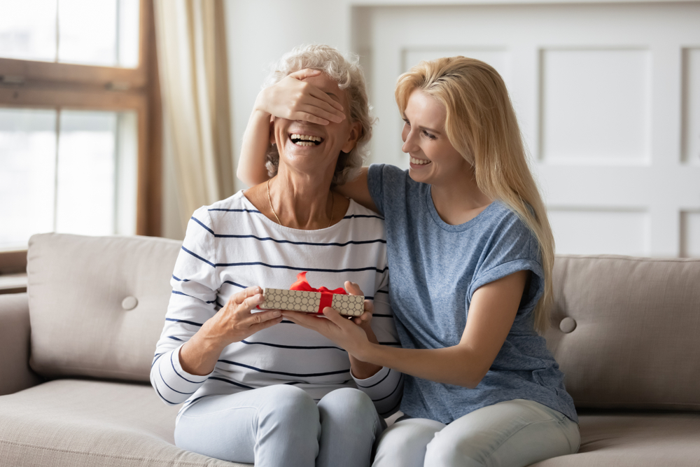 Gifts for Elderly People - Ultimate Gift Guide 2023 | Careline365